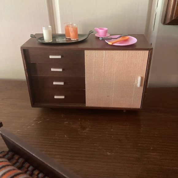 Vintage 1950’s Barbie Doll Furniture Set with Striped Cushions - Picture 14 of 15